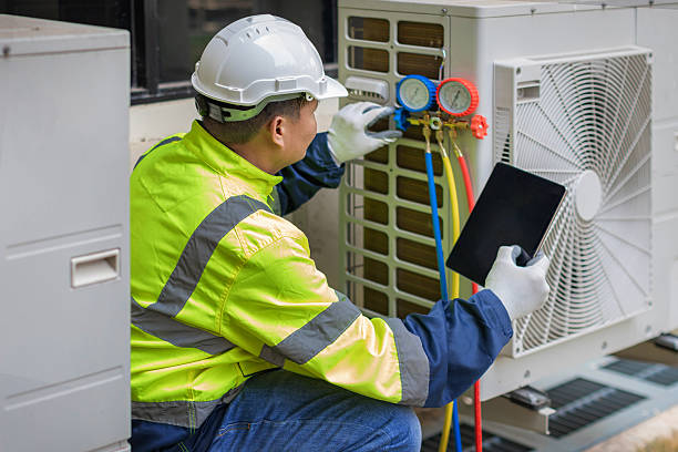 Professional Hvac technician working in Three Rivers, MI